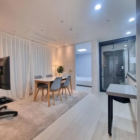 New Building Jeong Stay Lotte World Jamsil Seokchon Lake Kspo Olympic Park Asan Hospital Family Accommodation Free Parking